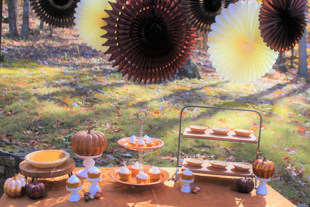 Beautiful Thanksgiving Dessert Table! | Cupcakes and Paper Lanterns