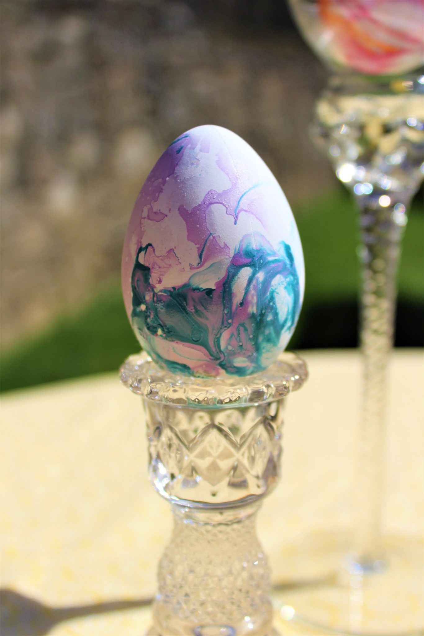 Marbled Easter Eggs Without the Dye! Cupcakes and Paper Lanterns